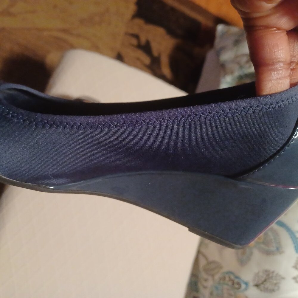 Women platform shoes